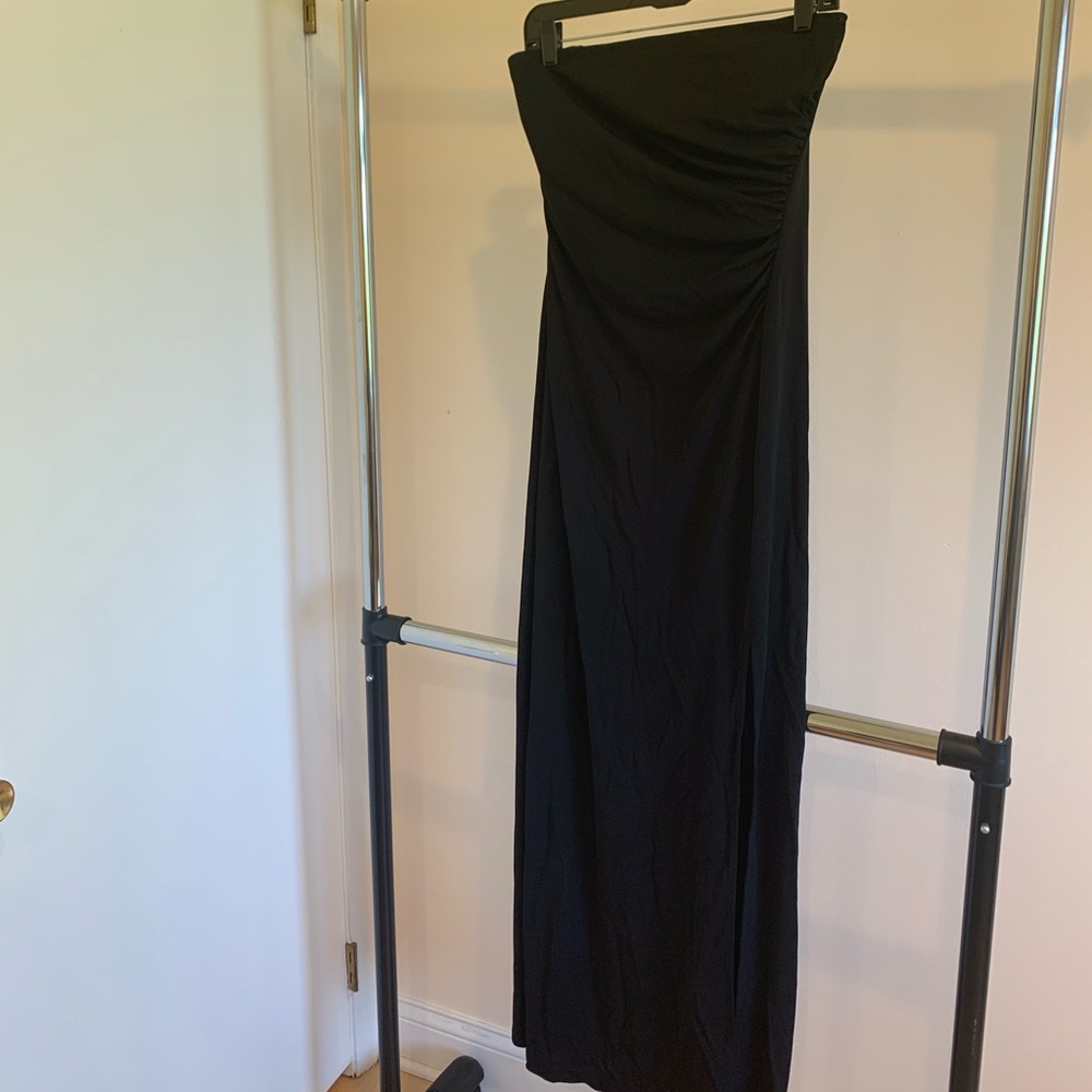 Long black strapless BCBG MAX AZRIA dress